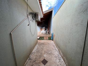 13 - Quintal/corredores