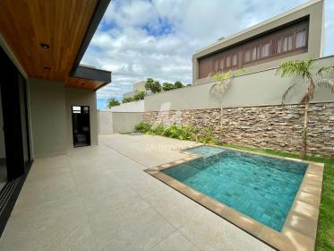 8 - Piscina