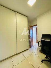 11 - Dormitorio