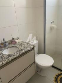 6 - Banheiro/lavabo