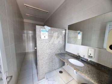 25 - Banheiro/lavabo