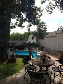 25 - Piscina