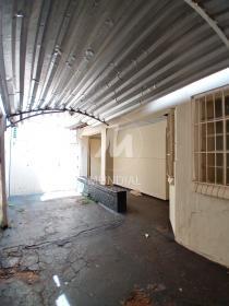 1 - Garagem/estacionamento