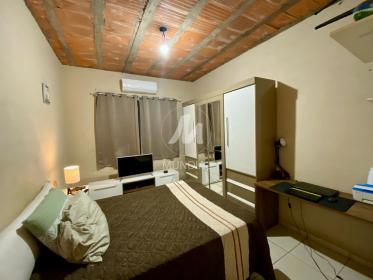 7 - Dormitorio