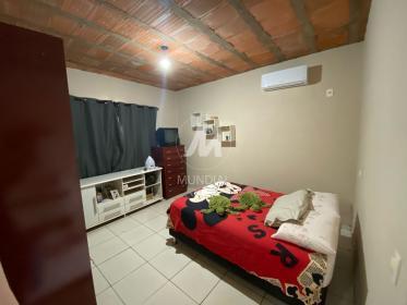 11 - Dormitorio