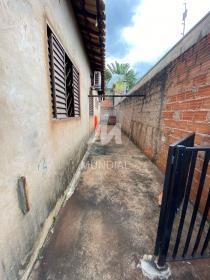 15 - Quintal/corredores