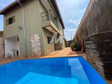 18 - Piscina