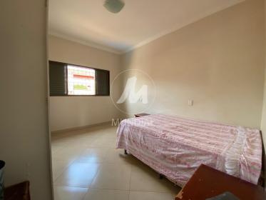 14 - Dormitorio