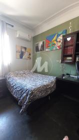 22 - Dormitorio