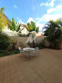 16 - Quintal/corredores