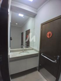 57 - Banheiro/lavabo