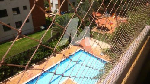 12 - Piscina