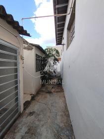 11 - Quintal/corredores