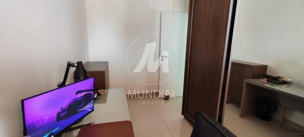 12 - Dormitorio