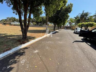 4 - Terreno/Lote