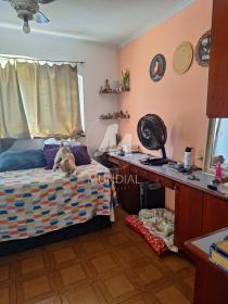 11 - Dormitorio