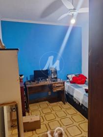 12 - Dormitorio