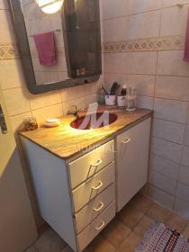 13 - Banheiro/lavabo