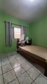 18 - Dormitorio