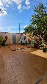23 - Quintal/corredores