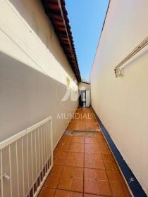 18 - Quintal/corredores