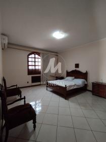 17 - Suite