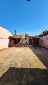 14 - Quintal/corredores