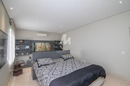 20 - Suite