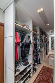 26 - Closet