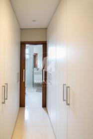 28 - Suite