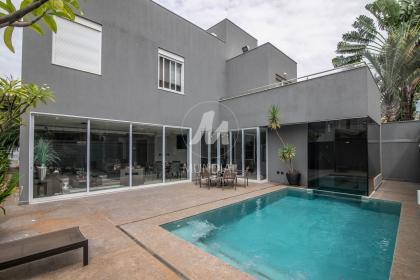 5 - Piscina
