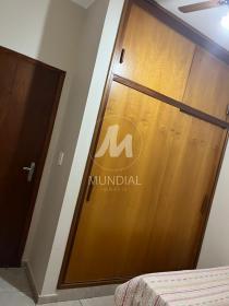 12 - Dormitorio