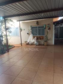 2 - Garagem/estacionamento