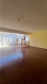 3 - Garagem/estacionamento