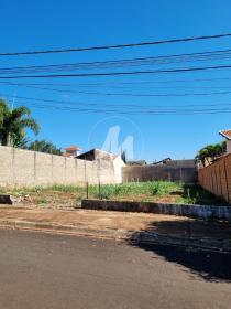 2 - Terreno/Lote