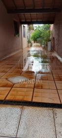 3 - Garagem/estacionamento