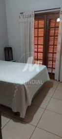27 - Dormitorio