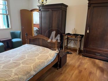 18 - Dormitorio