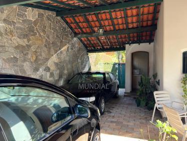 23 - Garagem/estacionamento