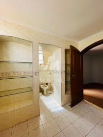 27 - Banheiro/lavabo