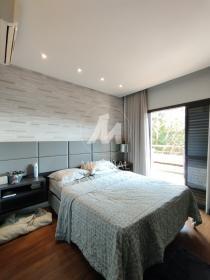 11 - Suite