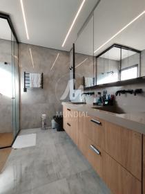 13 - Suite