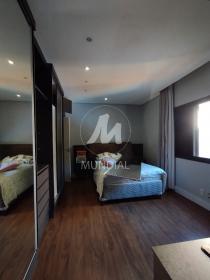 18 - Suite