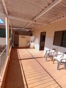 9 - Quintal/corredores