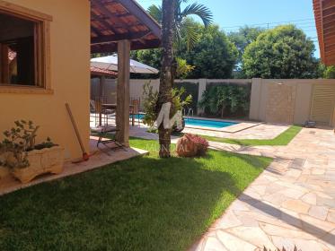 18 - Quintal/corredores