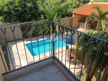 14 - Piscina