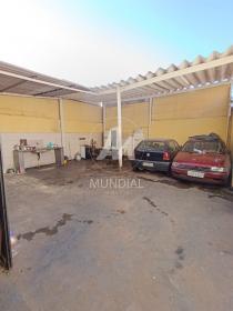 9 - Quintal/corredores