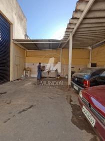 11 - Quintal/corredores