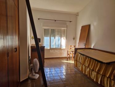 28 - Suite
