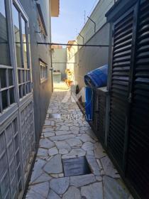 32 - Quintal/corredores